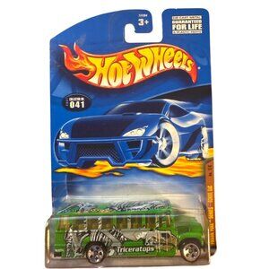 Die Cast Hot Wheels Fossil Fuel Series Triceratops Bus Car Collector #041 2000